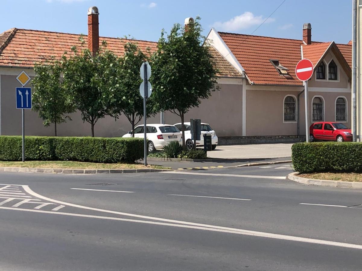 Apartman Tapolca Belvaros Екстер'єр фото